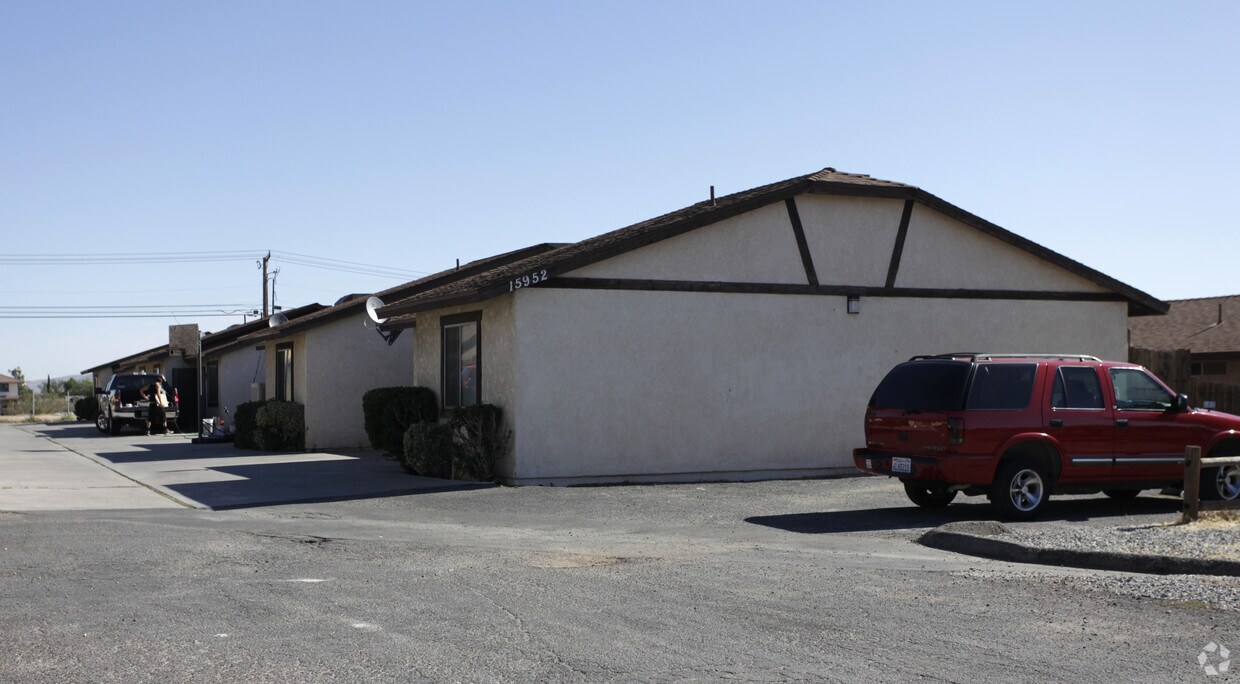 15952 Sequoia Ave, Hesperia, CA 92345 Apartments in Hesperia, CA