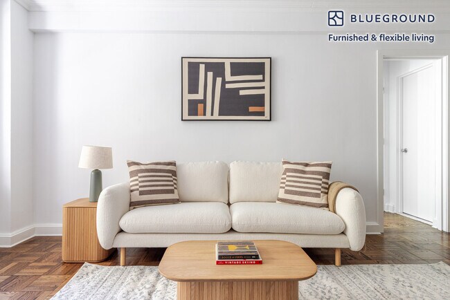 Building Photo - 40 Park Ave