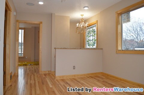 Building Photo - 1089 Grand Ave