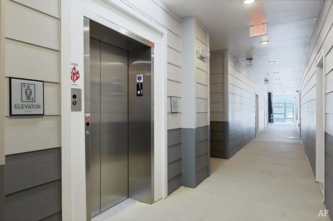 Building Photo - 14533 Star Water Rd