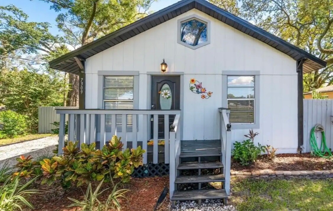 Foto principal - 7309 N Huntley Ave