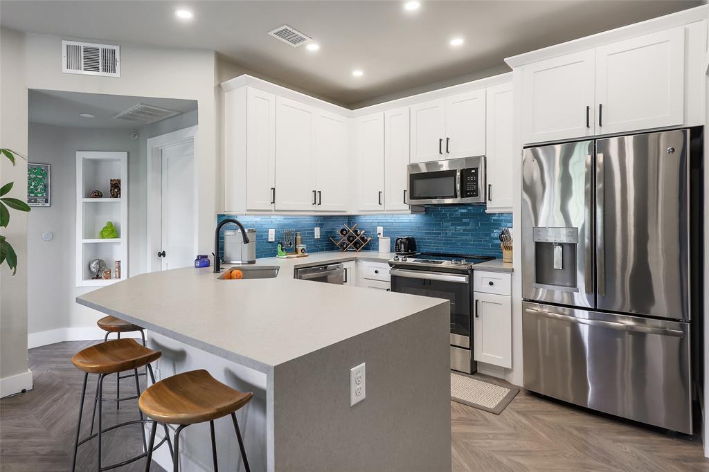 Foto principal - 2320 Gracy Farms Ln