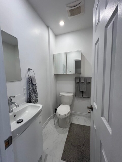 Photo du bâtiment - 120 Crescent Rd