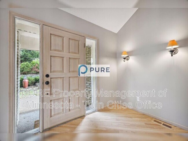 Building Photo - 7720 Marth Ct