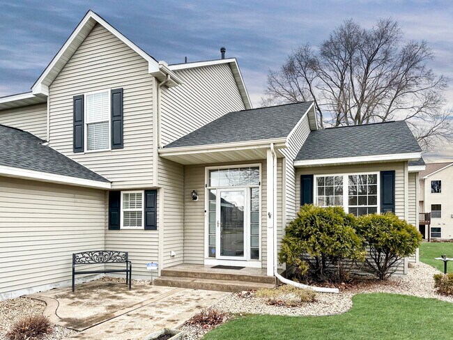 Building Photo - 10580 Glen Eagle Rd