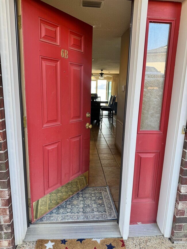 Foto del edificio - 5371 Central Ave