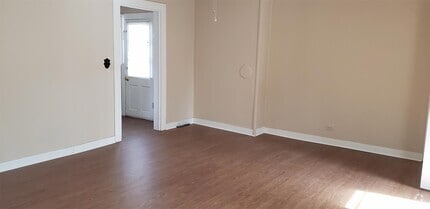 Building Photo - 1426 Thomas Jefferson Pkwy