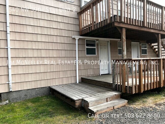 Foto del edificio - Cozy & Quiet 1 Bedroom Unit On Main Level