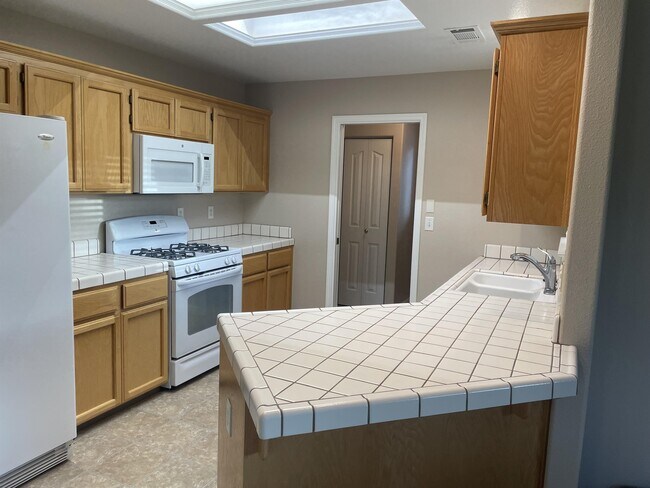 Building Photo - 4515 Sioux Ct