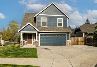 Building Photo - 60960 Miles Ct