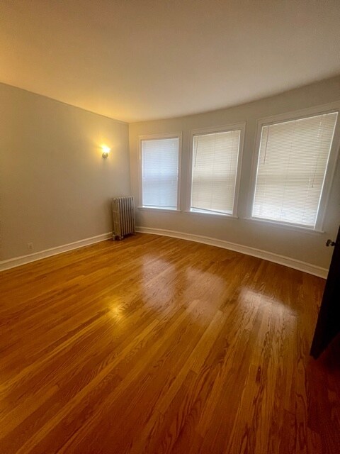 Foto del edificio - 4858 N Hermitage Ave