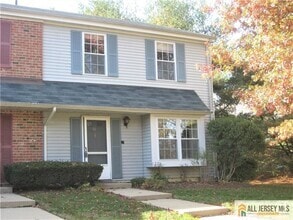 Building Photo - 43 Morgan Pl