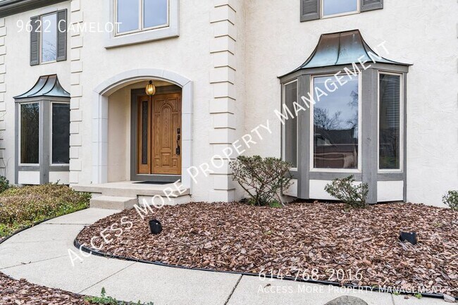 Building Photo - SPACIOUS & GRAND HOME IN PICKERINGTON!