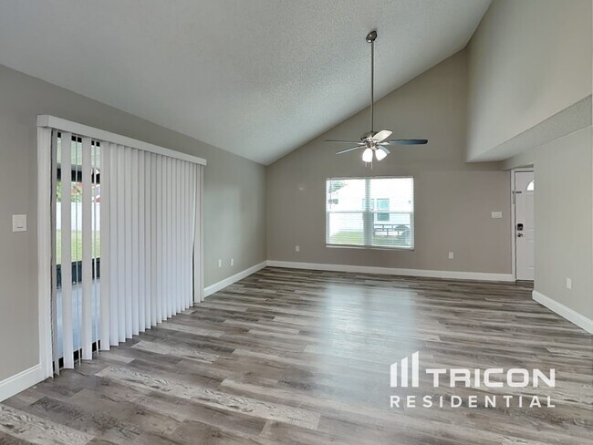 Building Photo - 4356 S Lockwood Ridge Rd