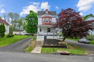 Building Photo - 401 Cadwalader Ave