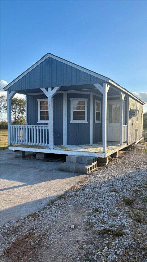 Foto principal - 3300 County Rd 190