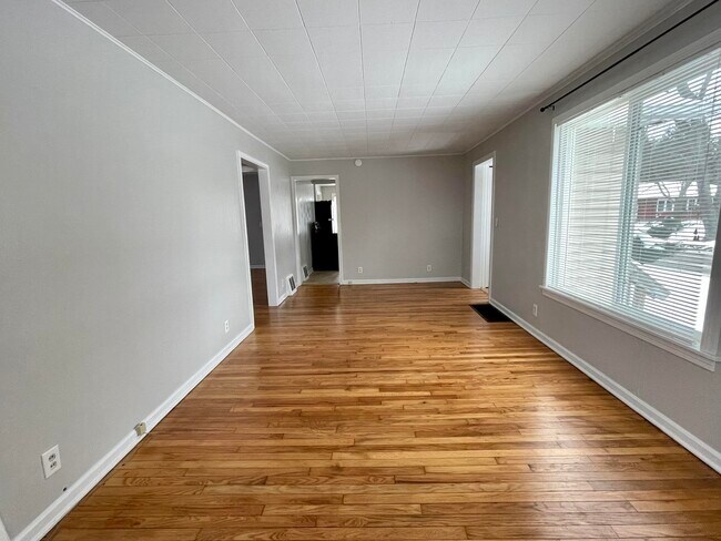 Foto del edificio - 2609 Amherst Ave