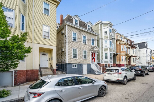 Building Photo - 212 Princeton St