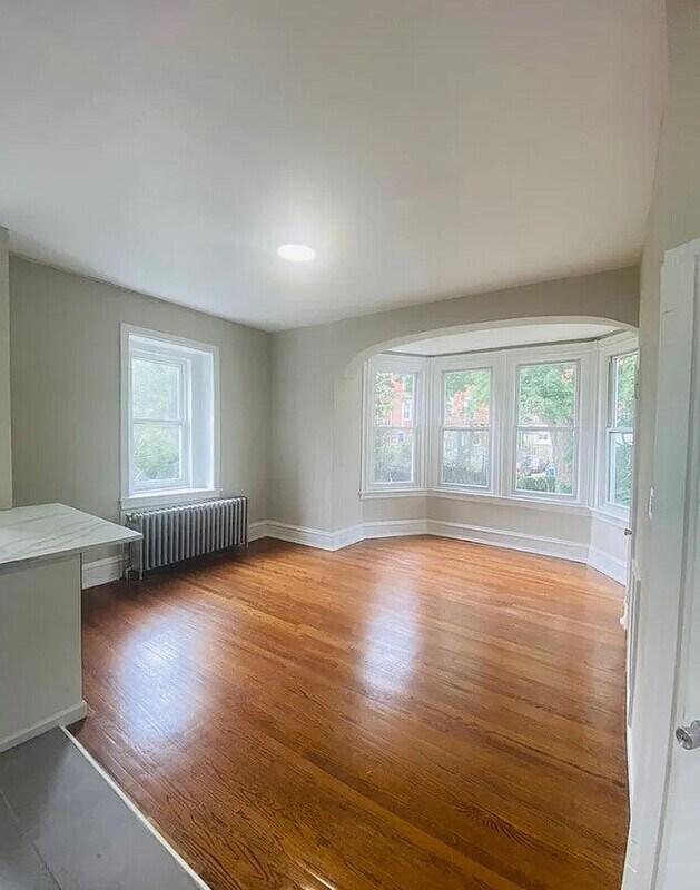 Foto del edificio - 814 N 63rd St