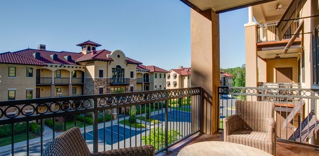 Building Photo - Chenal Woods