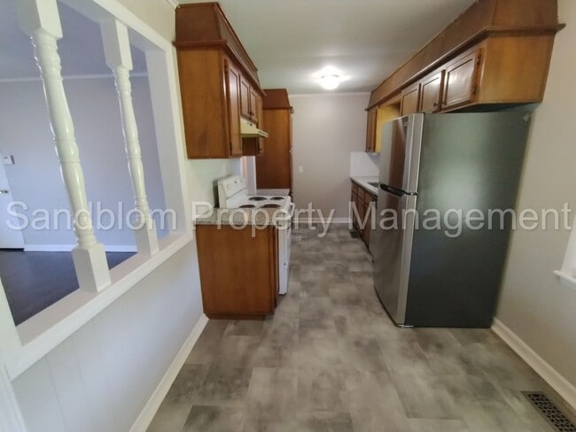 Building Photo - For Lease | Tulsa | Available Now!
