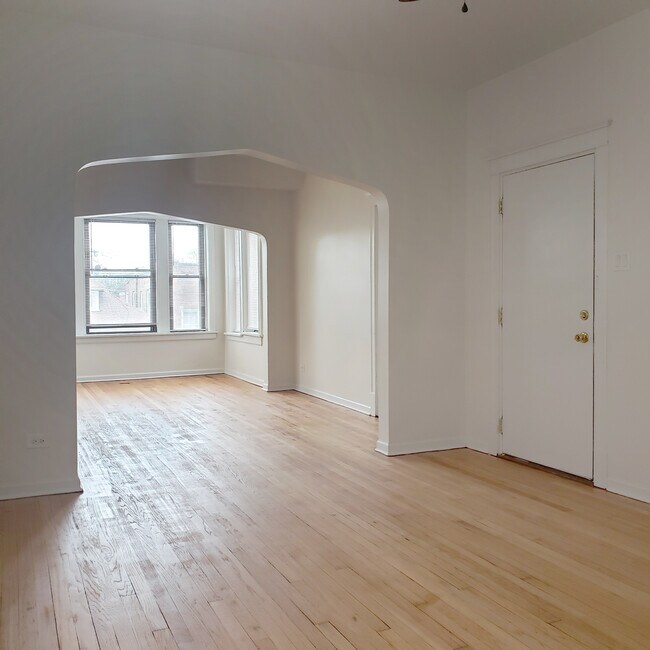 Foto del edificio - 5435 S Hermitage Ave