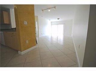 Foto del edificio - 2280 SW 32nd Ave