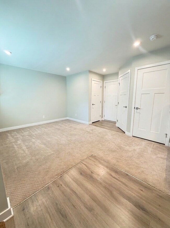 Building Photo - 10609 PAIGE Cir