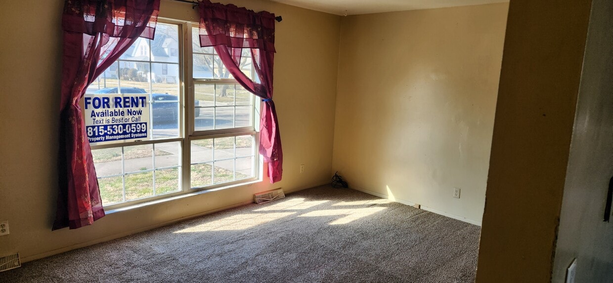 510 S Rosewood Ave, Kankakee, IL 60901 Townhome Rentals in Kankakee