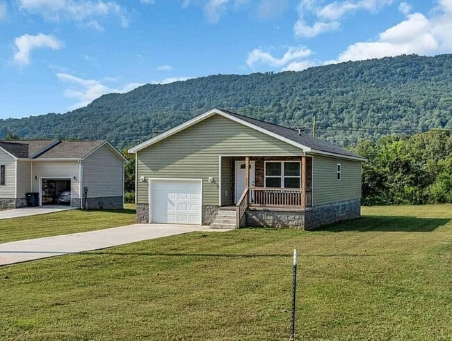 Building Photo - 155 Marion Farms Dr
