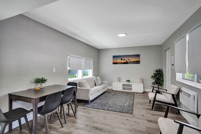 Foto del edificio - 3204 NE 9th St