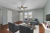 Foto principal - 216 SE Wingate St