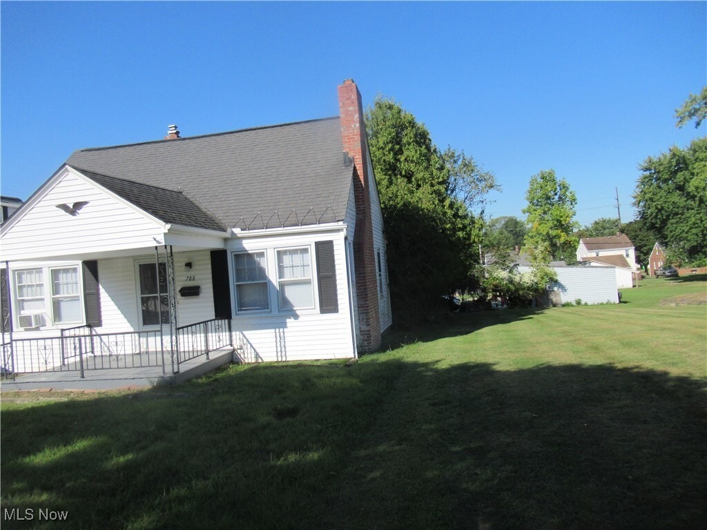 788 Mc Kinley Ave Bedford, OH 44146 – photo 2