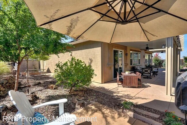 Building Photo - 3 br, 2 bath House - 2178 Fenceline Drive