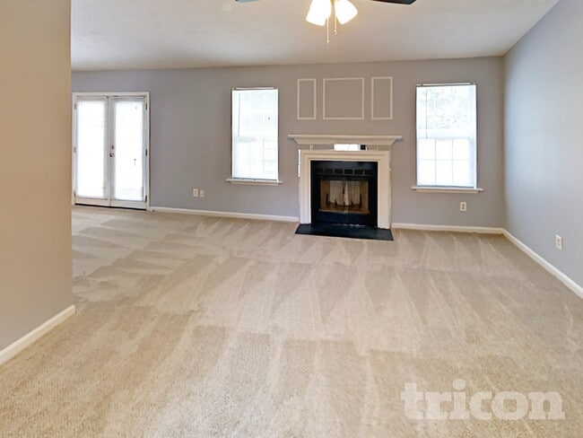 Building Photo - 1680 Rolling Hills Trail SE