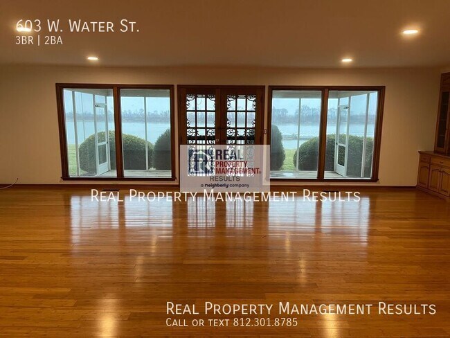 Foto del edificio - 603 W Water St