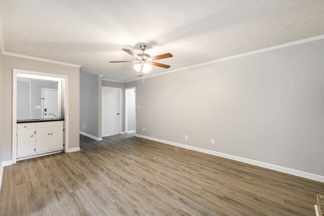 Building Photo - 4392 Hardwood Cir SW