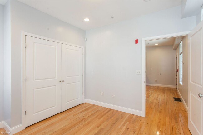 Foto del edificio - 2 br, 2 bath 4plex - 1921 N 18TH ST Unit 1F