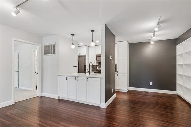 Foto del edificio - 4231 Travis St