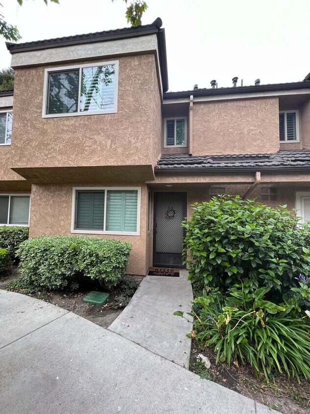 16922 Lakefront Cir, Huntington Beach, CA 92647 House Rental in Huntington Beach, CA