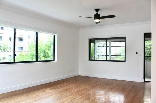 Foto del edificio - 5907 N Ocean Dr