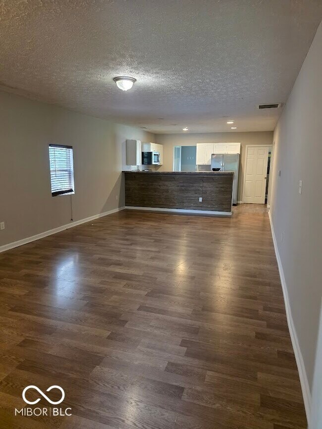 Foto del edificio - 420 N Holmes Ave