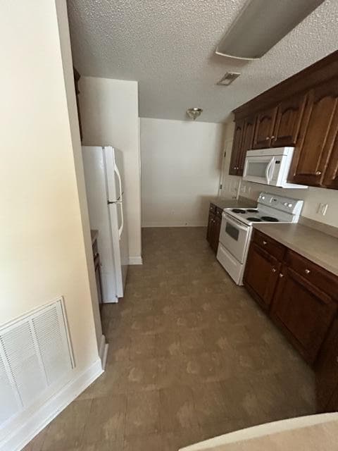 Building Photo - 3513 Beacon Dr