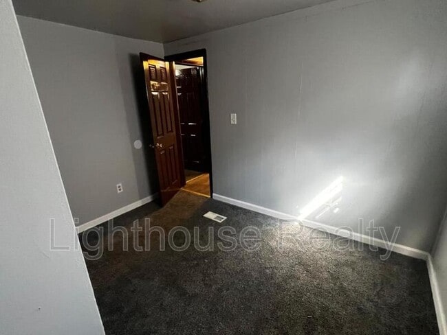 Foto del edificio - 33 McKinley Ave
