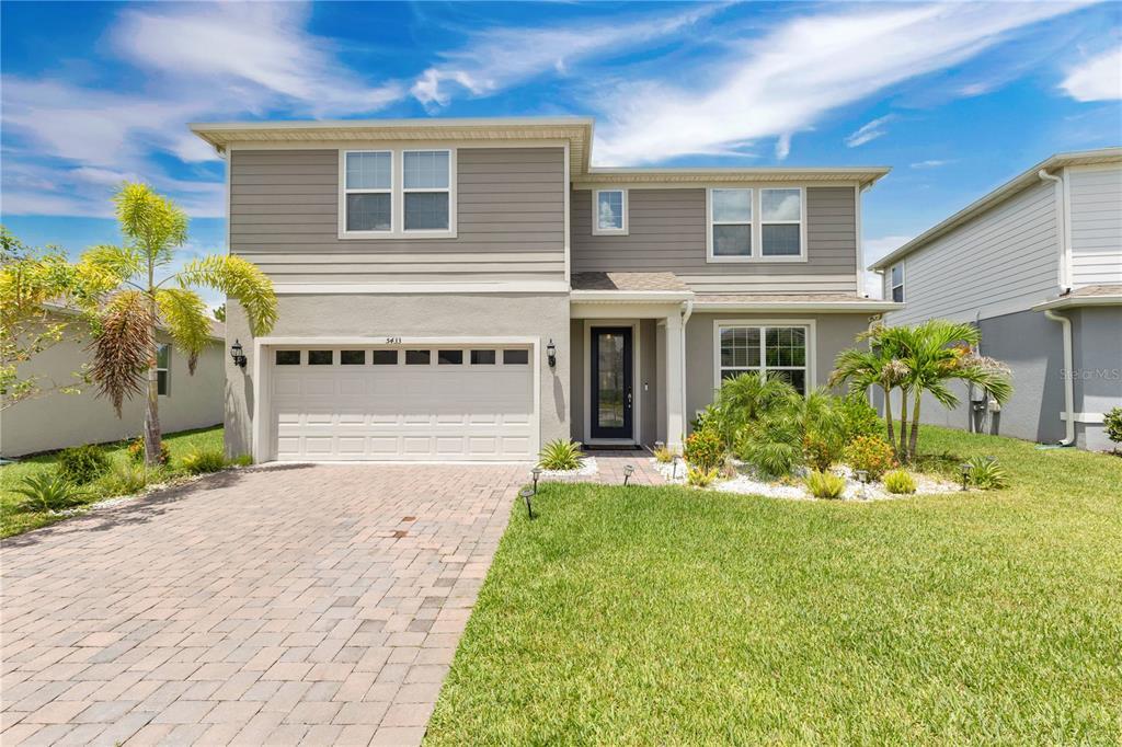 Foto principal - 5433 Log Grv Ln