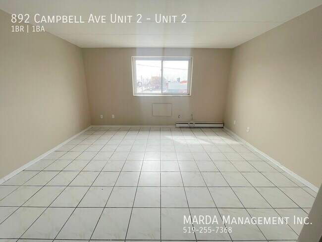 Photo du bâtiment - CHARMING 1 BEDROOM/1 BATH APT- PRIME LOCATION+HYDRO 1/2 MON FREE RENT!