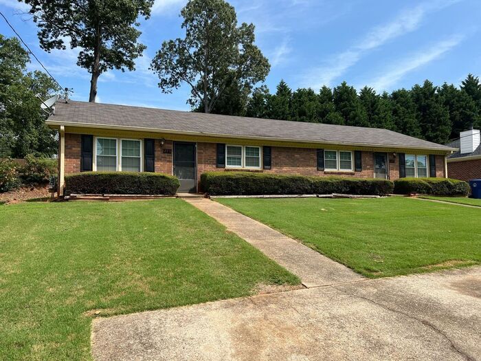 Great 2 bedroom 2 bath flat floorplan Now Condo for Rent in