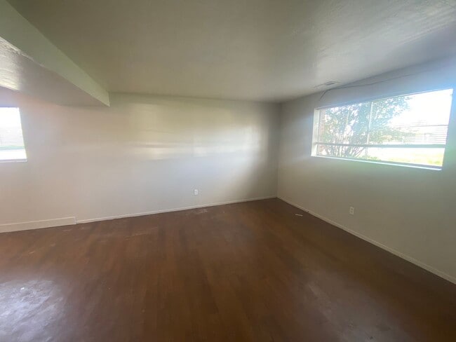 Foto del edificio - 3359 W 4100 S