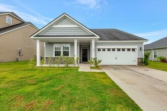 Building Photo - 268 Witch Hazel St