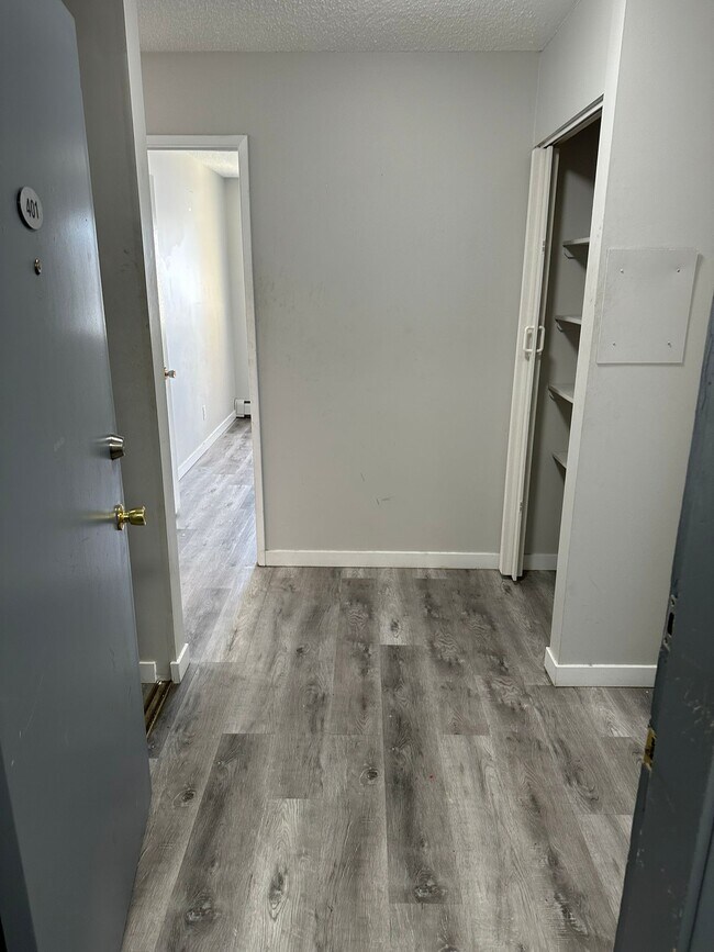 Photo du bâtiment - 4507-444 44 Ave